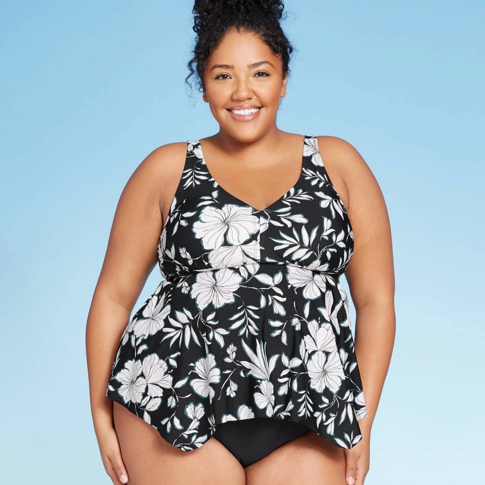 NWT Kona Sol Tankini 20W